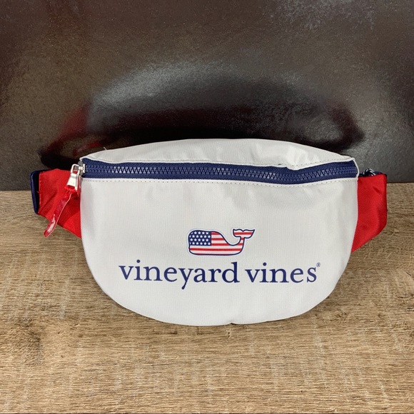 Vineyard Vines Other - VINEYARD VINES for Target Flag Wale Fanny Pack 🐳